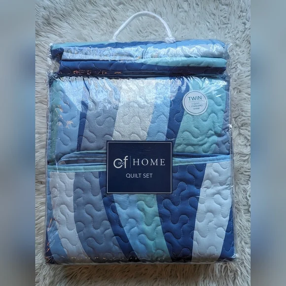 NWT C&F Home Sea Waves Blue Ocean Reversible Twin Quilt Set with One Sham - Picture 9 of 16